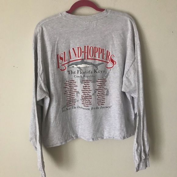 Florida Keys Island Hoppers Skull & Crossbones Long Sleeve Tee - Picture 2 of 6